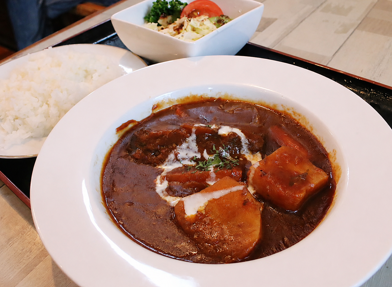 じっくり煮込んだビーフシチュープレート
